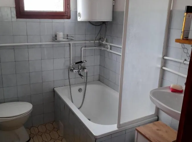 Kuca Za Odmor Kalina بيت للعطل موكرا غورا