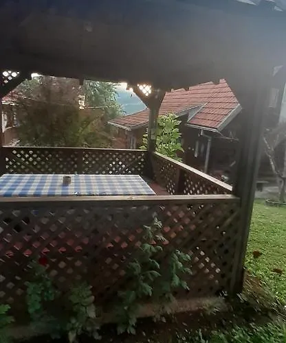 Kuca Za Odmor Kalina موكرا غورا